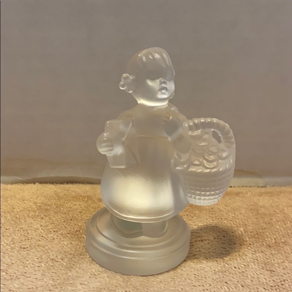 M. I.  Hummel Goebel crystal “Mediation” Figurine